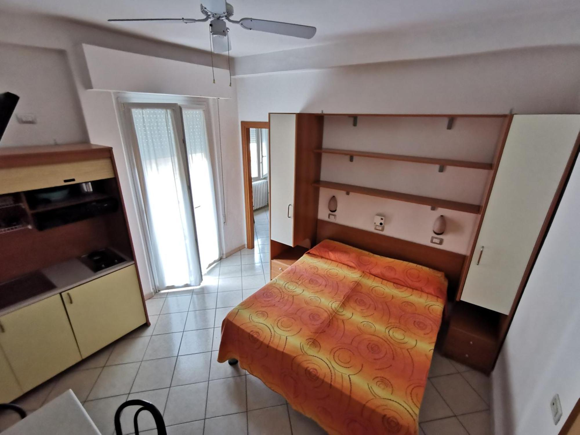 B&B Residence Sorriso Cattolica Bagian luar foto